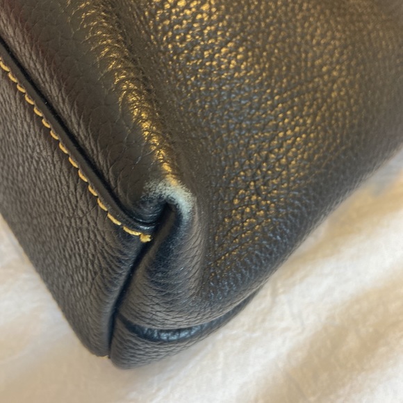 Dooney & Bourke Crossbody purse - Picture 4 of 9